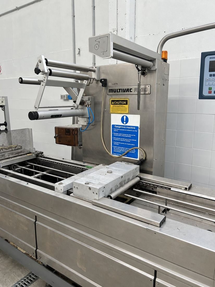 Multivac R 230 thermoformer, year 2002